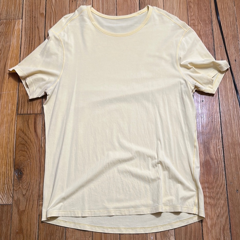 lululemon athletica Short Sleeve Tee in Pale Yellow
